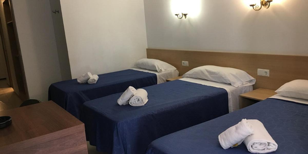Hotel Armonia 滨海略雷特 外观 照片